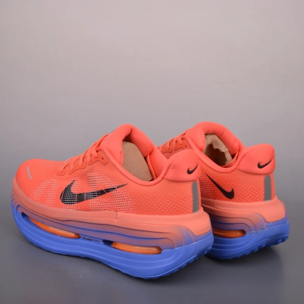 Nike women running